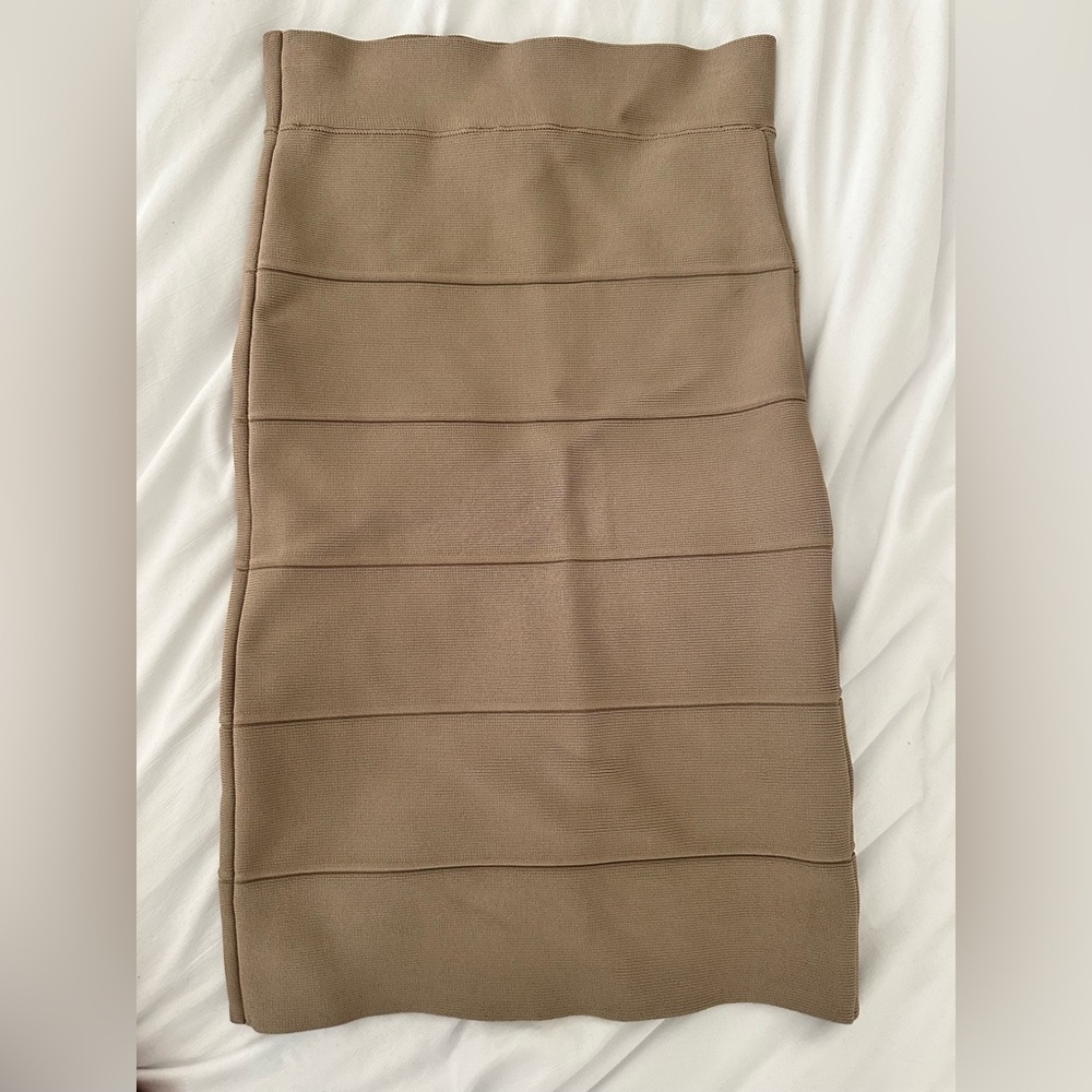 Bcbg maxazaria bandage skirt